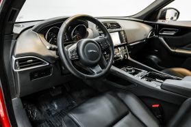 2017 Jaguar F-pace - Image 2