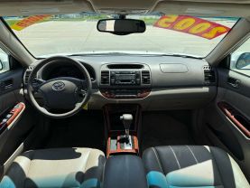 2005 TOYOTA CAMRY SEDAN 4-CYL, 2.4 LITER SE SEDAN 4D