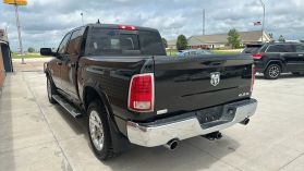 2017 RAM 1500 CREW CAB PICKUP V8, HEMI, 5.7 LITER LARAMIE PICKUP 4D 5 1/2 FT