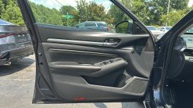 2019 Nissan Altima - Image 9