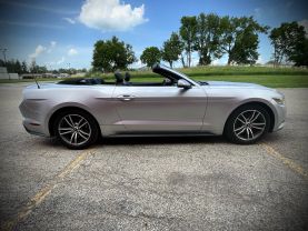 2015 Ford Mustang - Image 6