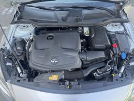 2017 Infiniti Qx30 Sport Suv 4d - Image 19
