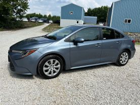 2022 TOYOTA COROLLA SEDAN 4-CYL, 1.8 LITER LE SEDAN 4D at T&T Repairables - used car dealership in Spencer, Indiana.