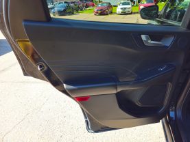 2022 FORD ESCAPE SUV 4-CYL, HYBRID, 2.5 LITER SEL HYBRID SPORT UTILITY 4D