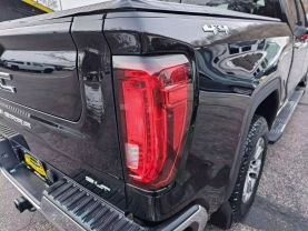 2020 GMC SIERRA 1500 CREW CAB PICKUP V8, ECOTEC3, DFM, 5.3 LITER SLT PICKUP 4D 5 3/4 FT