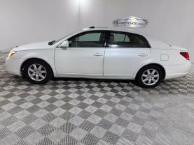 2006 TOYOTA AVALON