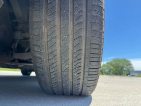2005 CHRYSLER TOWN & COUNTRY VAN V6, 3.8 LITER TOURING MINIVAN 4D