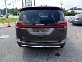 2021 CHRYSLER PACIFICA VAN V6, 3.6 LITER TOURING L MINIVAN 4D