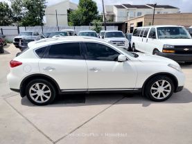 2016 INFINITI QX50 SUV V6, 3.7 LITER SPORT UTILITY 4D at Motors On Wheels - used car dealership in Houston, Texas.