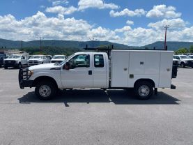 2015 FORD F350 SUPER DUTY SUPER CAB 8FT KNAPHEIDE SERVICE BED TRUCK WITH 1,300LB LIFTGATE SERVICE/UTILITY TRUCKS V8, 6.2 LITER XL 4D - Eddies Auto Sales