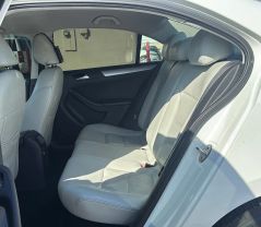 2015 VOLKSWAGEN JETTA SEDAN 4-CYL, PZEV, 1.8T 1.8T SE SEDAN 4D