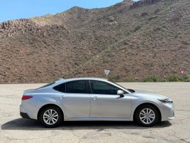 2025 TOYOTA CAMRY SEDAN 4-CYL, HYBRID, 2.5 LITER LE SEDAN 4D