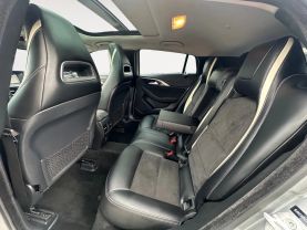 2017 Infiniti Qx30 Sport Suv 4d - Image 11