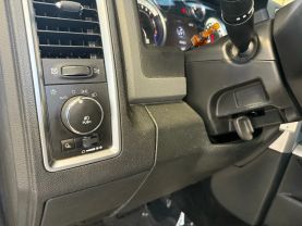 2017 RAM 1500 CREW CAB PICKUP WHITE AUTOMATIC - Budget Used Car Sales
