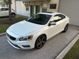 2017 VOLVO S60