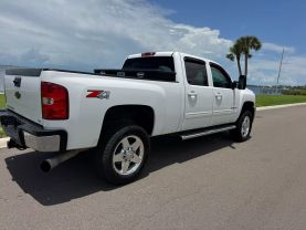 2013 CHEVROLET SILVERADO 2500 HD CREW CAB PICKUP V8, TURBO DIESEL, 6.6L LTZ PICKUP 4D 6 1/2 FT