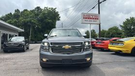 2019 Chevrolet Tahoe - Image 2