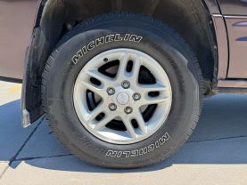 2004 JEEP GRAND CHEROKEE SUV 6-CYL, 4.0 LITER LAREDO SPORT UTILITY 4D