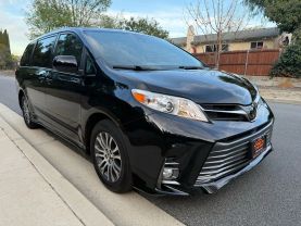 2020 TOYOTA SIENNA XLE MINIVAN 4D