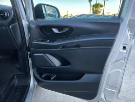 2017 Mercedes-benz Metris Passenger - Image 14