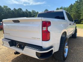 2021 CHEVROLET SILVERADO 1500 CREW CAB PICKUP 4-CYL, TURBO, 2.7 LITER CUSTOM PICKUP 4D 5 3/4 FT