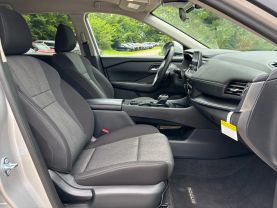 2025 NISSAN ROGUE SUV 3-CYL, TURBO, 1.5 LITER SV SPORT UTILITY 4D at T&T Repairables - used car dealership in Spencer, Indiana.