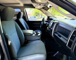 2020 RAM 1500 CLASSIC CREW CAB PICKUP GRANITE CRYSTAL METALLIC CLEARCOAT AUTOMATIC - Capital City Auto