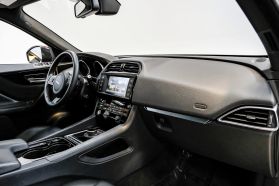 2017 Jaguar F-pace - Image 10