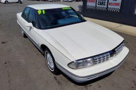1991 OLDSMOBILE 98 SEDAN - REGENCY ELITE 4D SEDAN