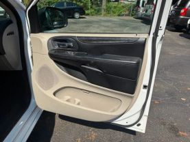 2015 DODGE GRAND CARAVAN PASSENGER PASSENGER V6, FLEX FUEL, 3.6 LITER SE MINIVAN 4D