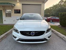 2017 VOLVO S60