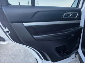 2016 Ford Explorer - Image 12