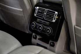 2015 Land Rover Range Rover - Image 31
