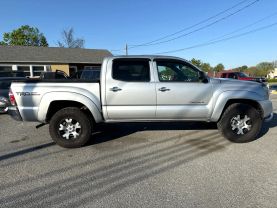 2013 TOYOTA TACOMA DOUBLE CAB PICKUP V6, 4.0 LITER PICKUP 4D 5 FT