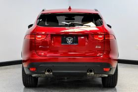 2017 Jaguar F-pace - Image 8
