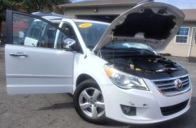 2013 VOLKSWAGEN ROUTAN PASSENGER V6, 3.6 LITER SEL PREMIUM MINIVAN 4D