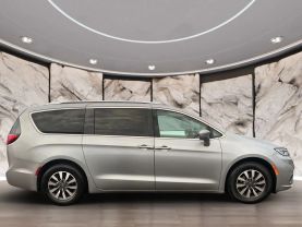 2021 CHRYSLER PACIFICA