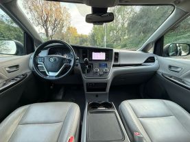 2020 TOYOTA SIENNA XLE MINIVAN 4D