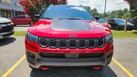 2025 Jeep Compass - Image 2