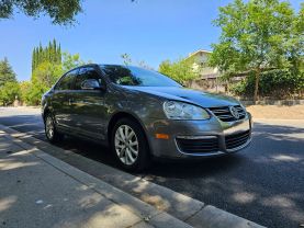 2010 VOLKSWAGEN JETTA LIMITED EDITION SEDAN 4D