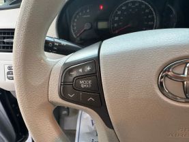 2012 TOYOTA SIENNA