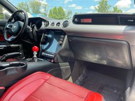 2016 Ford Mustang - Image 19
