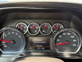 2019 Chevrolet Silverado 1500 Crew Cab Lt Trail Boss Pickup 4d 5 3/4 Ft - Image 35