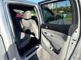 2013 TOYOTA TACOMA DOUBLE CAB PICKUP V6, 4.0 LITER PICKUP 4D 5 FT