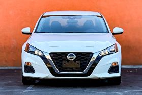 2022 NISSAN ALTIMA SEDAN - AUTOMATIC - Gentle Carmen Auto