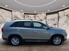 2014 KIA SORENTO SUV V6, GDI, 3.3 LITER LX SPORT UTILITY 4D