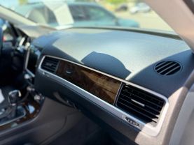 2013 VOLKSWAGEN TOUAREG SUV V6, TURBO DIESEL, 3.0 LITER TDI EXECUTIVE SPORT UTILITY 4D