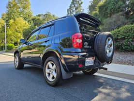 2005 TOYOTA RAV4 SPORT UTILITY 4D
