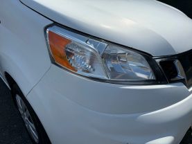 2017 NISSAN NV200
