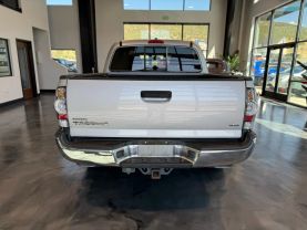 2011 TOYOTA TACOMA DOUBLE CAB PICKUP V6, 4.0 LITER PICKUP 4D 5 FT